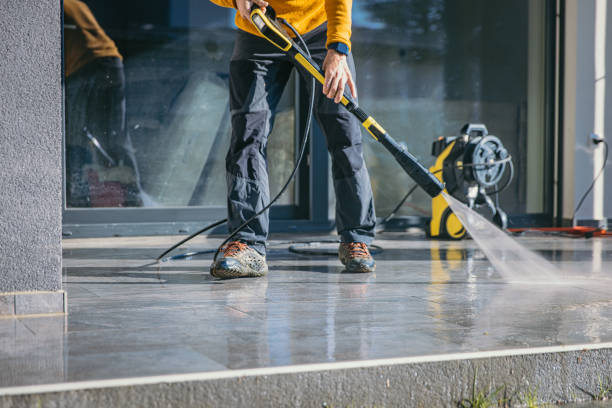 Garage Pressure Washing in Gypsum, CO